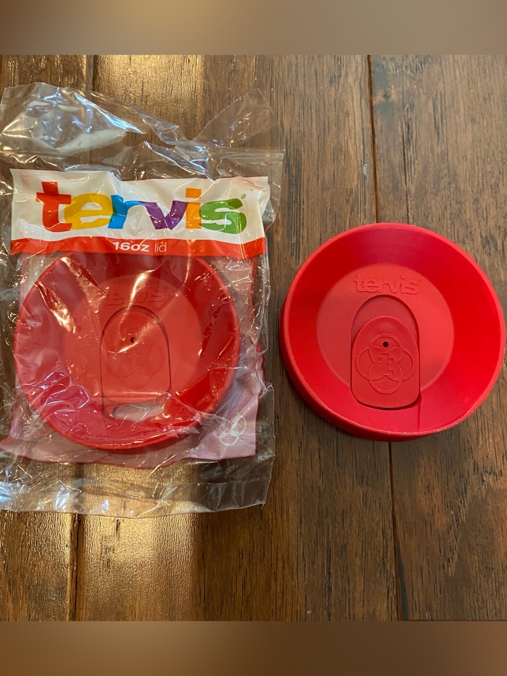 2 Red Tervis lids